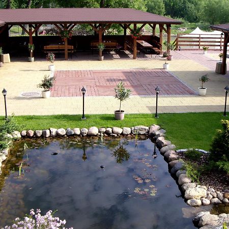 Hotel Piastowska Chojna Buitenkant foto